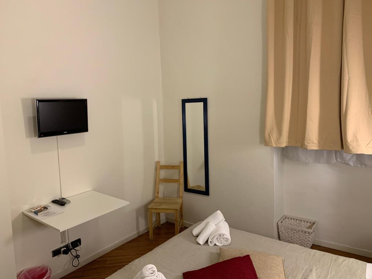 Gabriele 83 Panzió Torino Kültér fotó