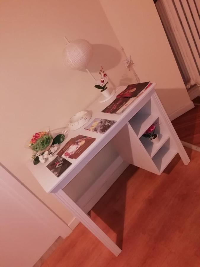 Gabriele 83 Panzió Torino Kültér fotó
